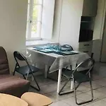 T2 Avec Terrasse, Hyper Centre La Rochelle, Calme, Tout A Pied La Rochelle (Charente-Maritime)