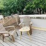 T2 Avec Terrasse, Hyper Centre La Rochelle, Calme, A Pied * ラ・ロシェル