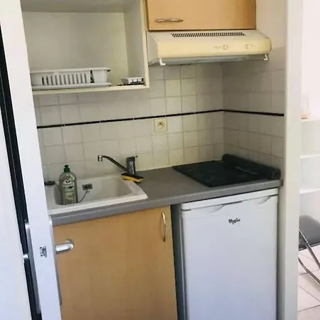 Bel T2 Lumineux Avec Terrasse Hyper Centre. Appartement